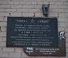 Мемориальная доска в память о патриотической антифашистской подпольной организации действующей в паровозном депо станции Великие Луки, и её руководителе, машинисте Николае Николаеве. 
