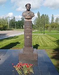 Аллея памяти десантников 6 роты